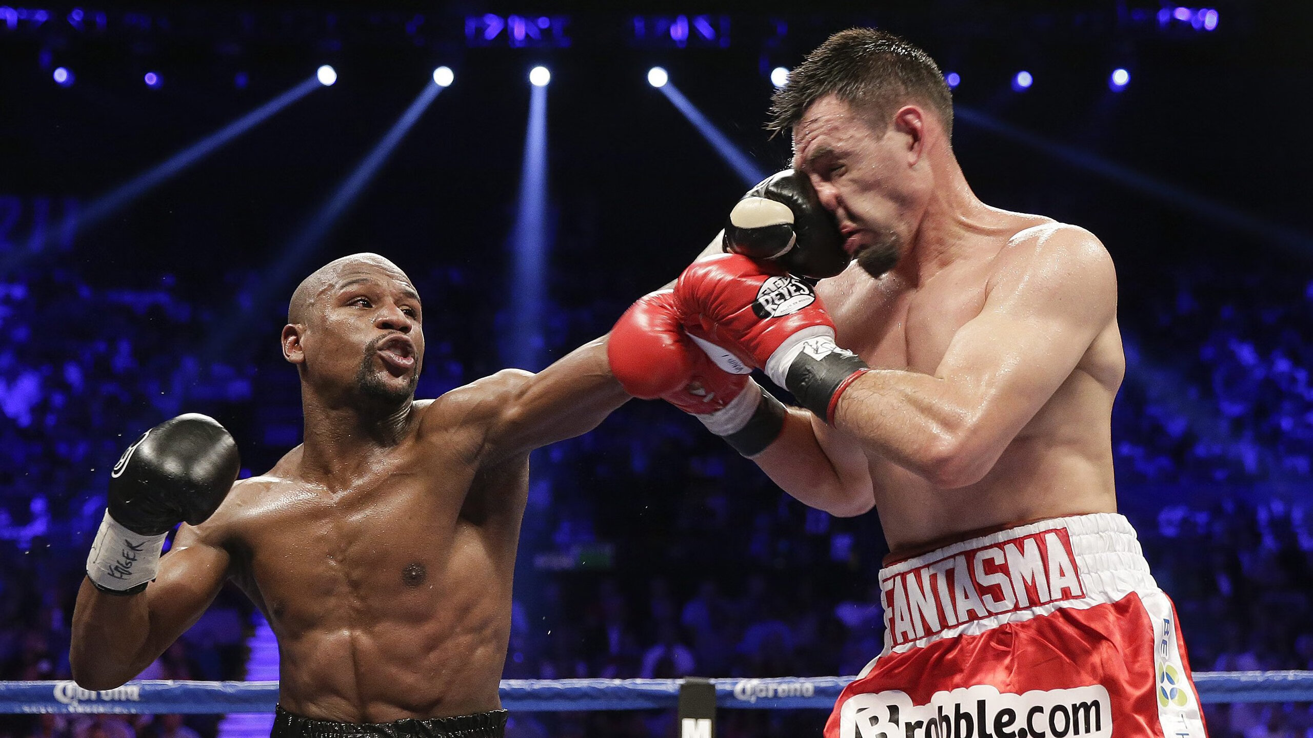 加克波闪耀梦剧场，曼联巅峰对决力克巴萨，书写欧战新传奇