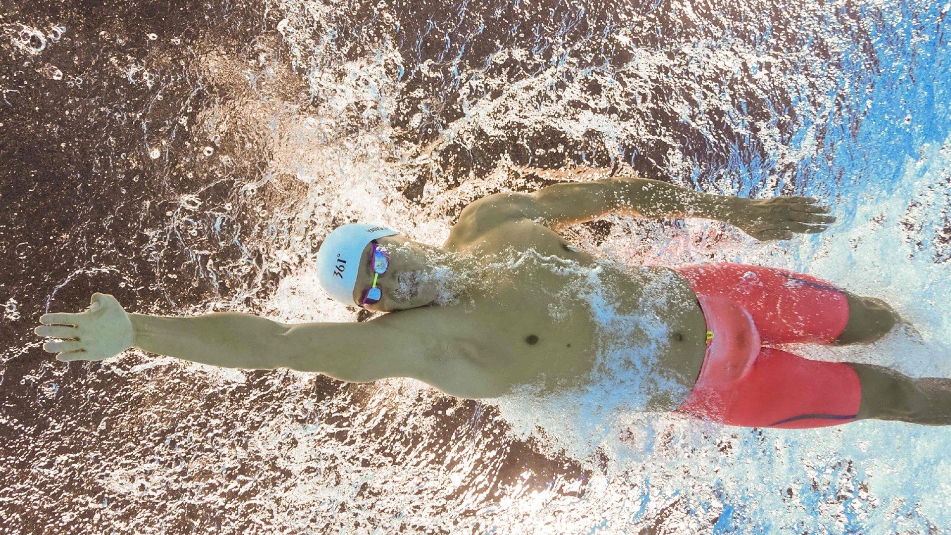 维也纳的樱花与龙焰，当奥地利队鏖战日本队，马龙点燃赛场