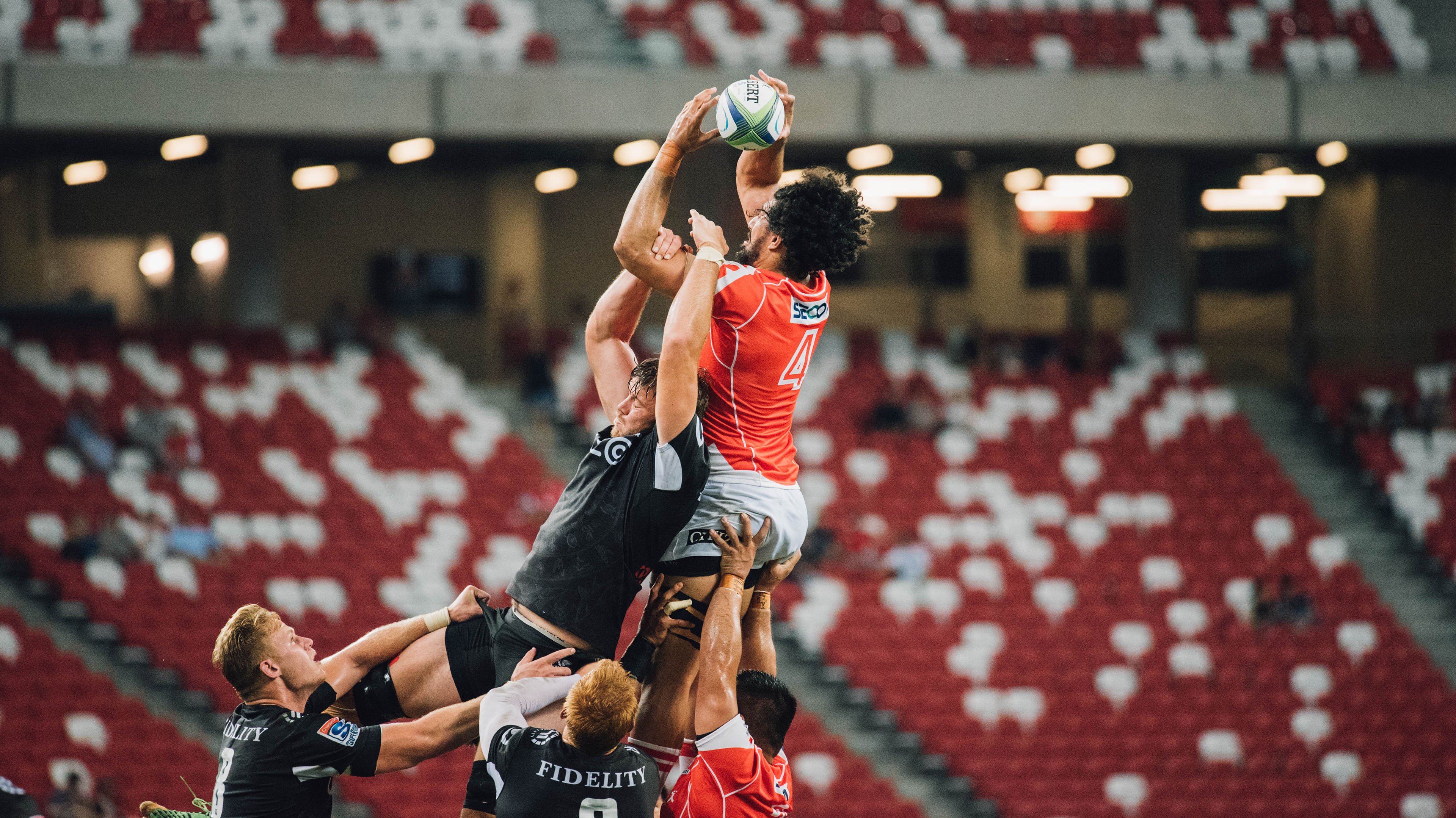 辽宁队碾压福建队，欧文点燃赛场，一场技术与激情的完美交响